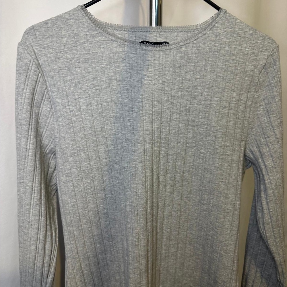 Gray Ribbed Long Sleeve Top